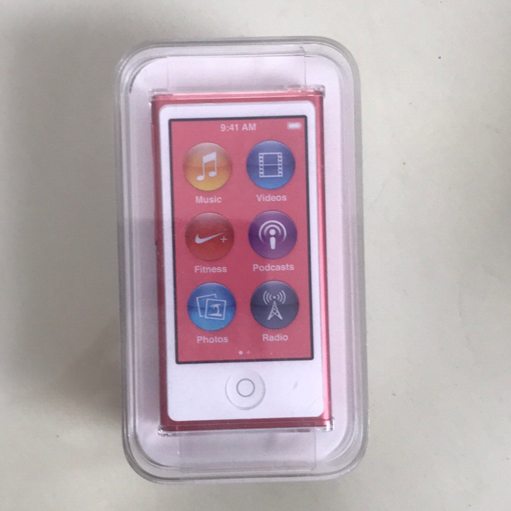 NWT ipod nano